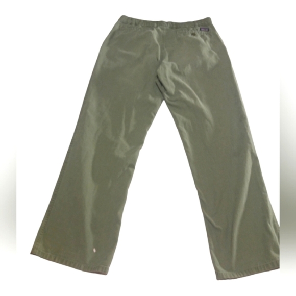 Patagonia Men's Green Khaki Flat Front Pants - Picture 5 of 10